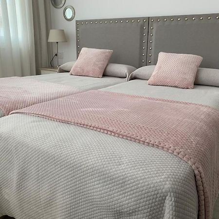 Apartamento Los Arcos 利亚内斯 外观 照片