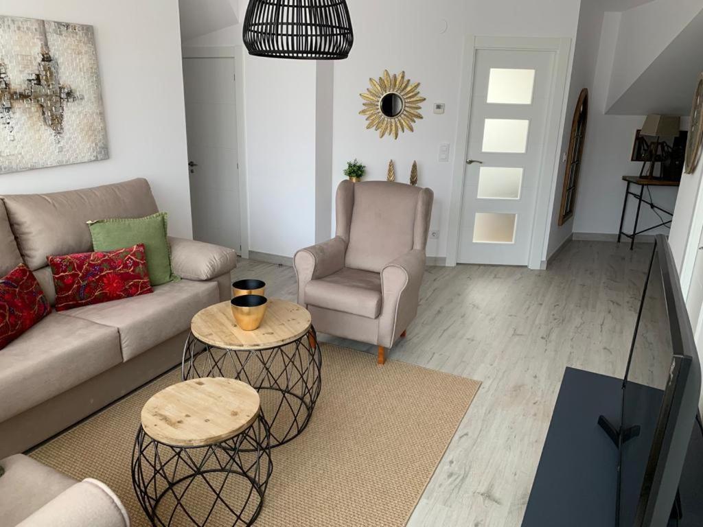 Apartamento Los Arcos 利亚内斯 外观 照片