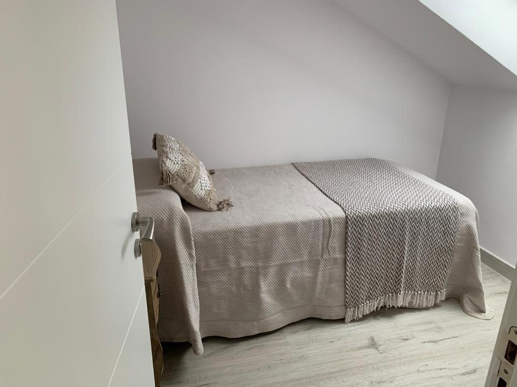 Apartamento Los Arcos 利亚内斯 外观 照片