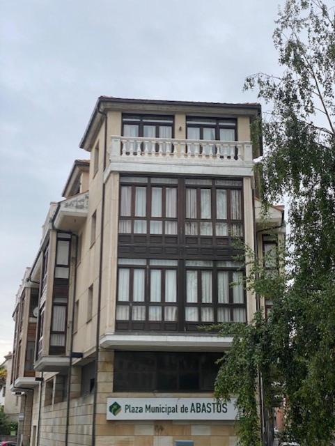 Apartamento Los Arcos 利亚内斯 外观 照片